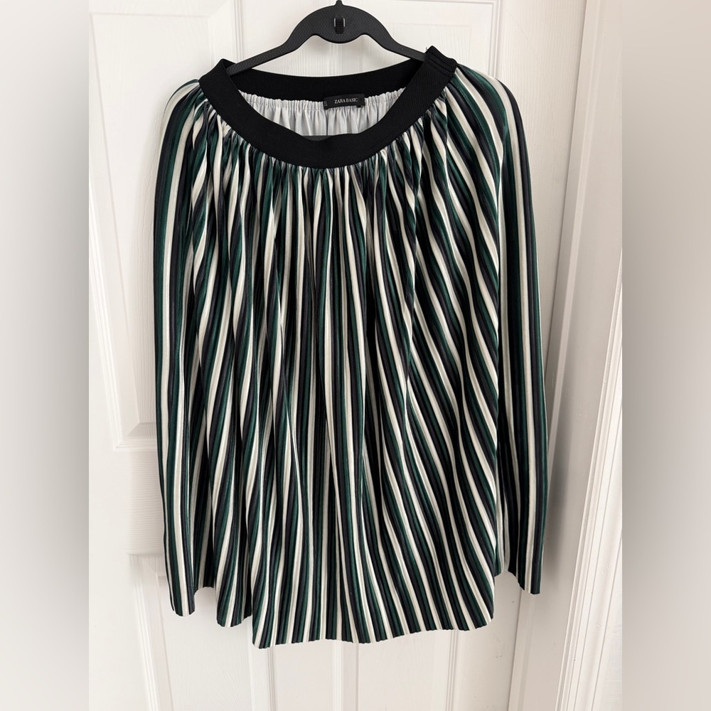 Zara Pleated Midi Skirt Black Green Striped High Waist Chic - Picture 3 of 7